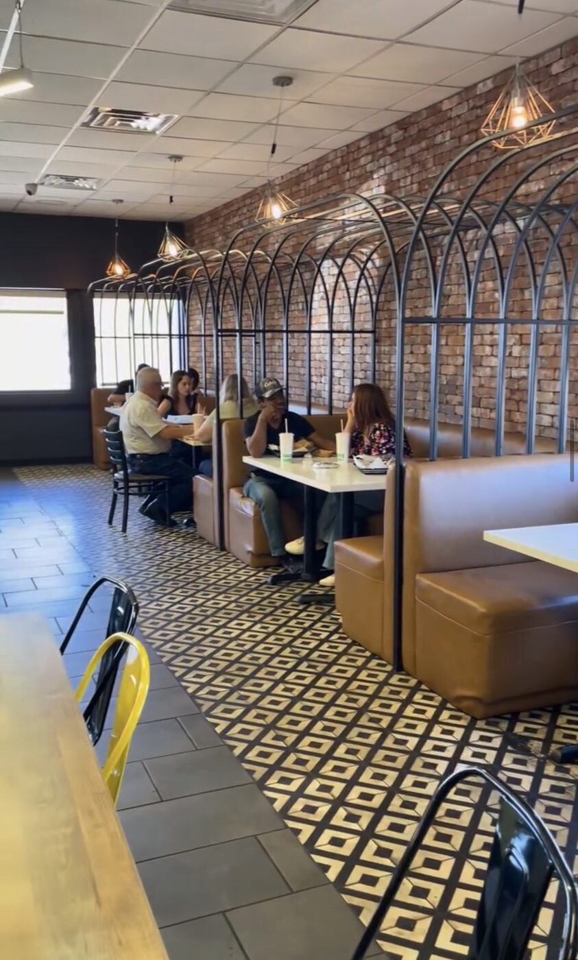 Hospitality Booth Dividers — Commercial Restaurant